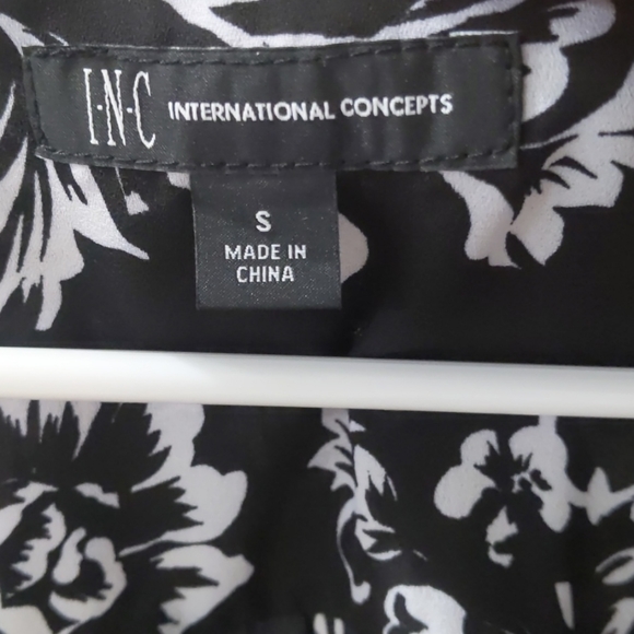 Blouse - Picture 6 of 6